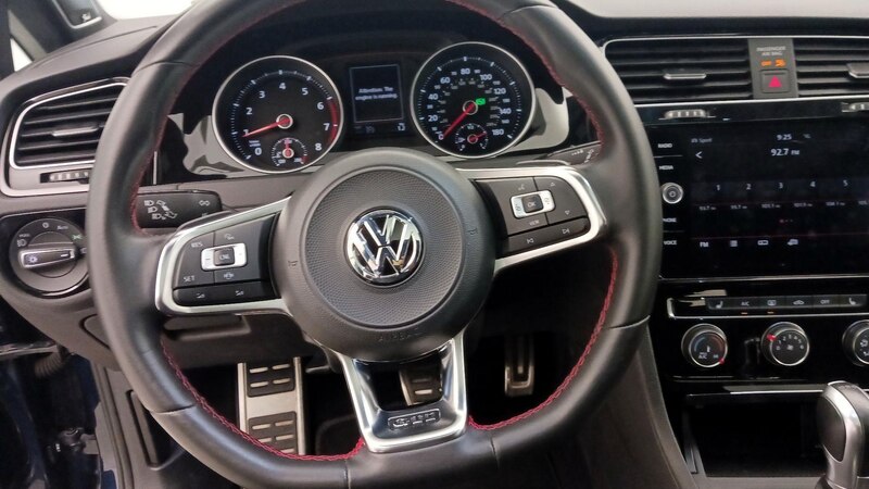 2019 Volkswagen Golf GTI SE 10