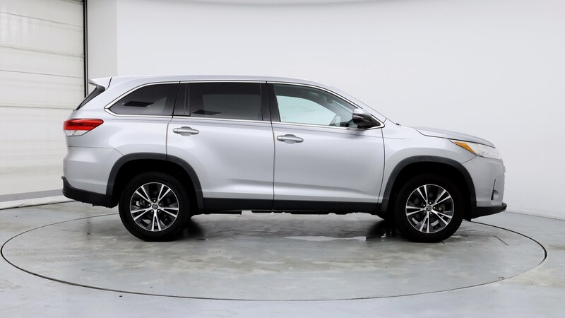 2019 Toyota Highlander LE 7