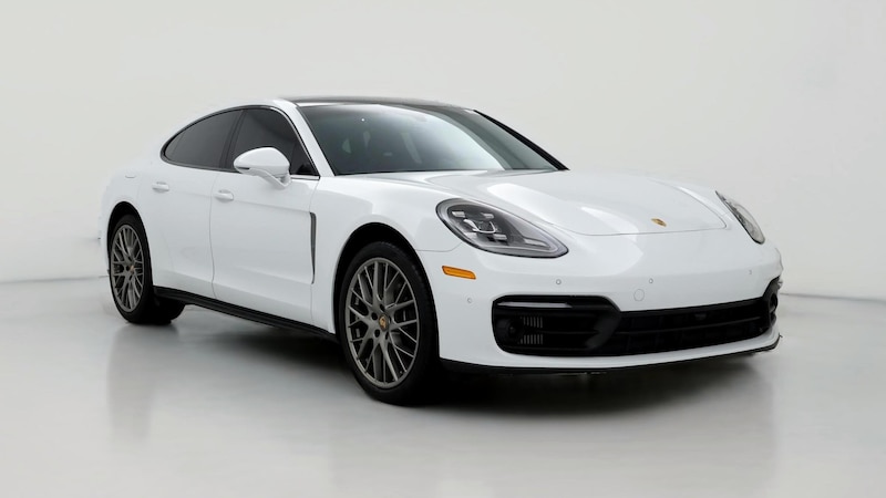 2023 Porsche Panamera Platinum Hero Image