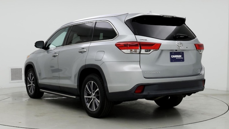 2019 Toyota Highlander XLE 2