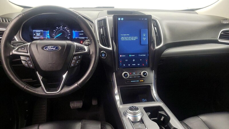 2022 Ford Edge Titanium 9