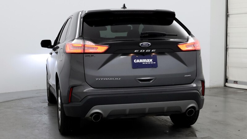 2022 Ford Edge Titanium 4