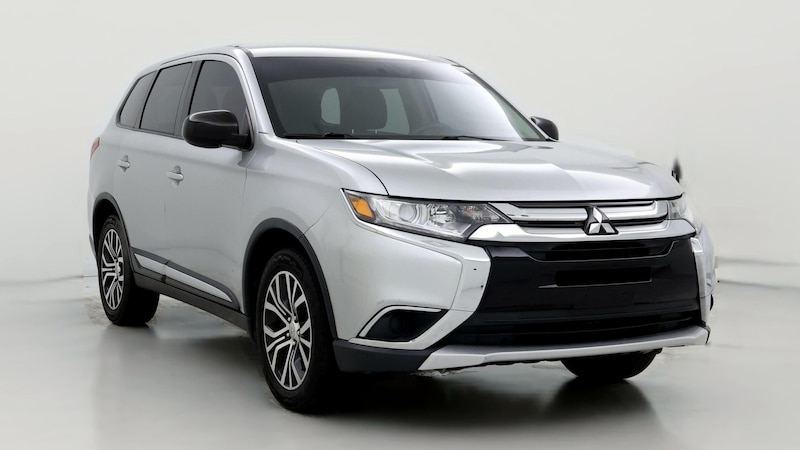 2018 Mitsubishi Outlander ES Hero Image