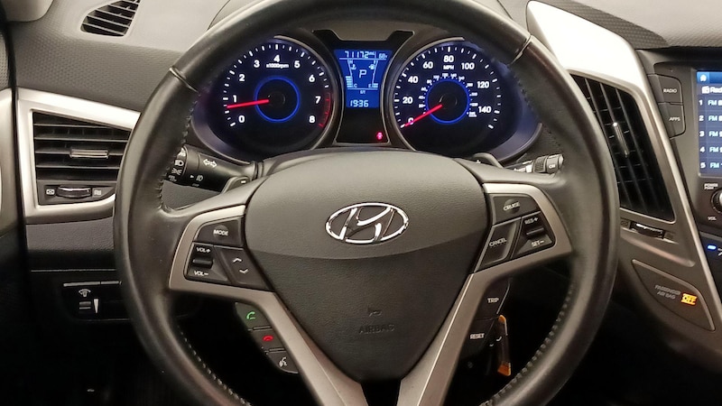 2017 Hyundai Veloster Value Edition 10