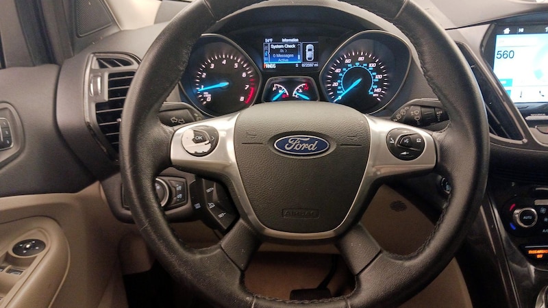 2016 Ford Escape Titanium 10