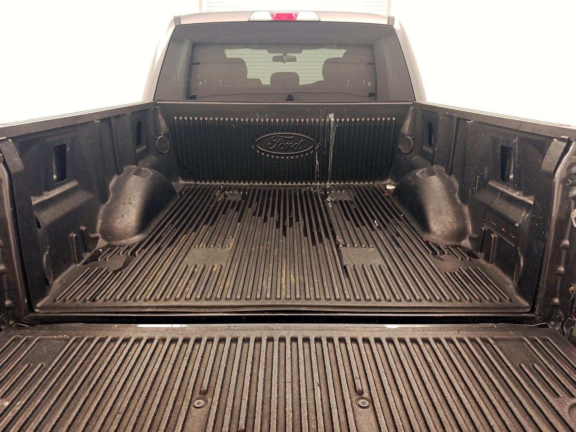 Thumbnail: 2017 Ford F-150 - 20