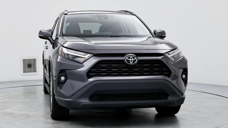 2022 Toyota RAV4 XLE Premium 5