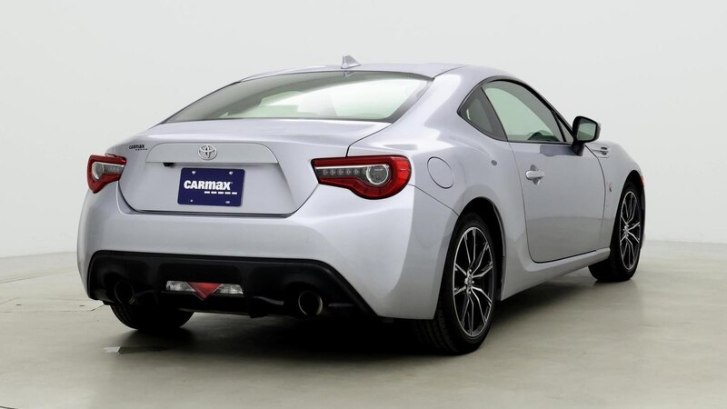 2017 Toyota 86  8