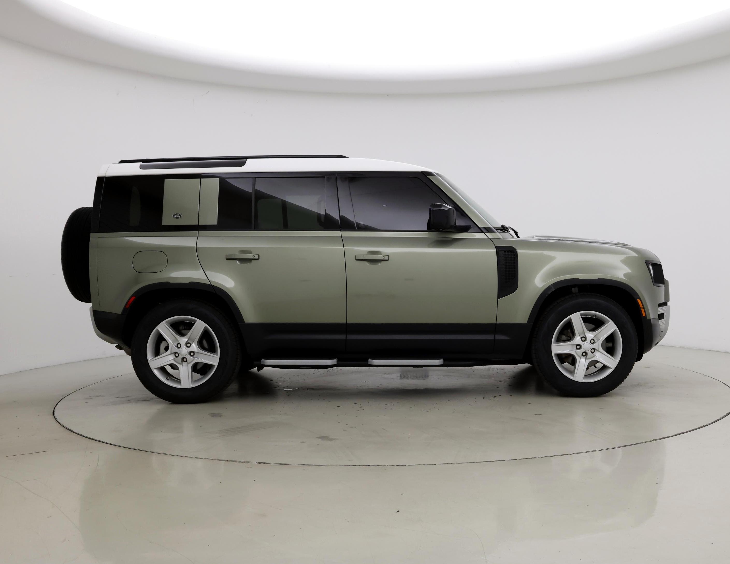 Thumbnail: 2020 Land Rover Defender - 7