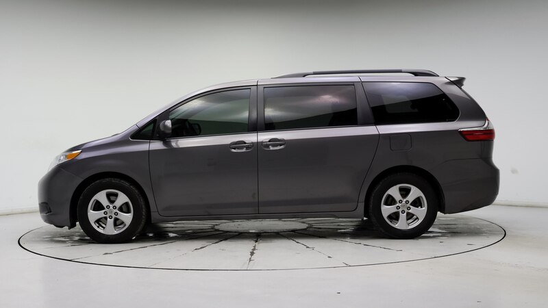 2016 Toyota Sienna LE 3