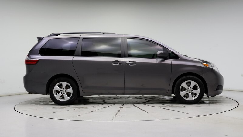 2016 Toyota Sienna LE 7