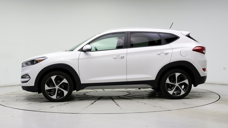 2017 Hyundai Tucson Sport 3