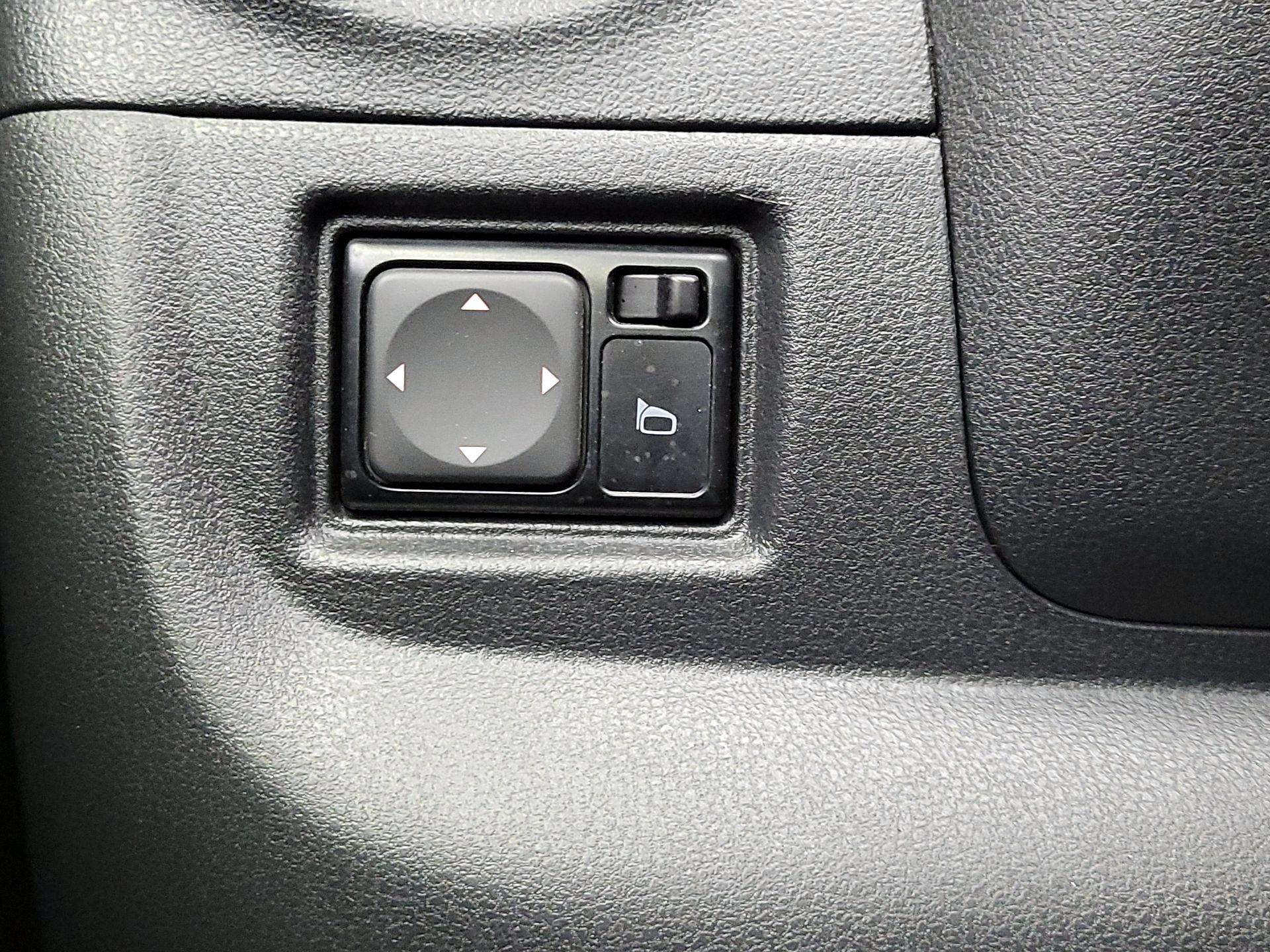 Thumbnail: 2017 Nissan Versa - 13