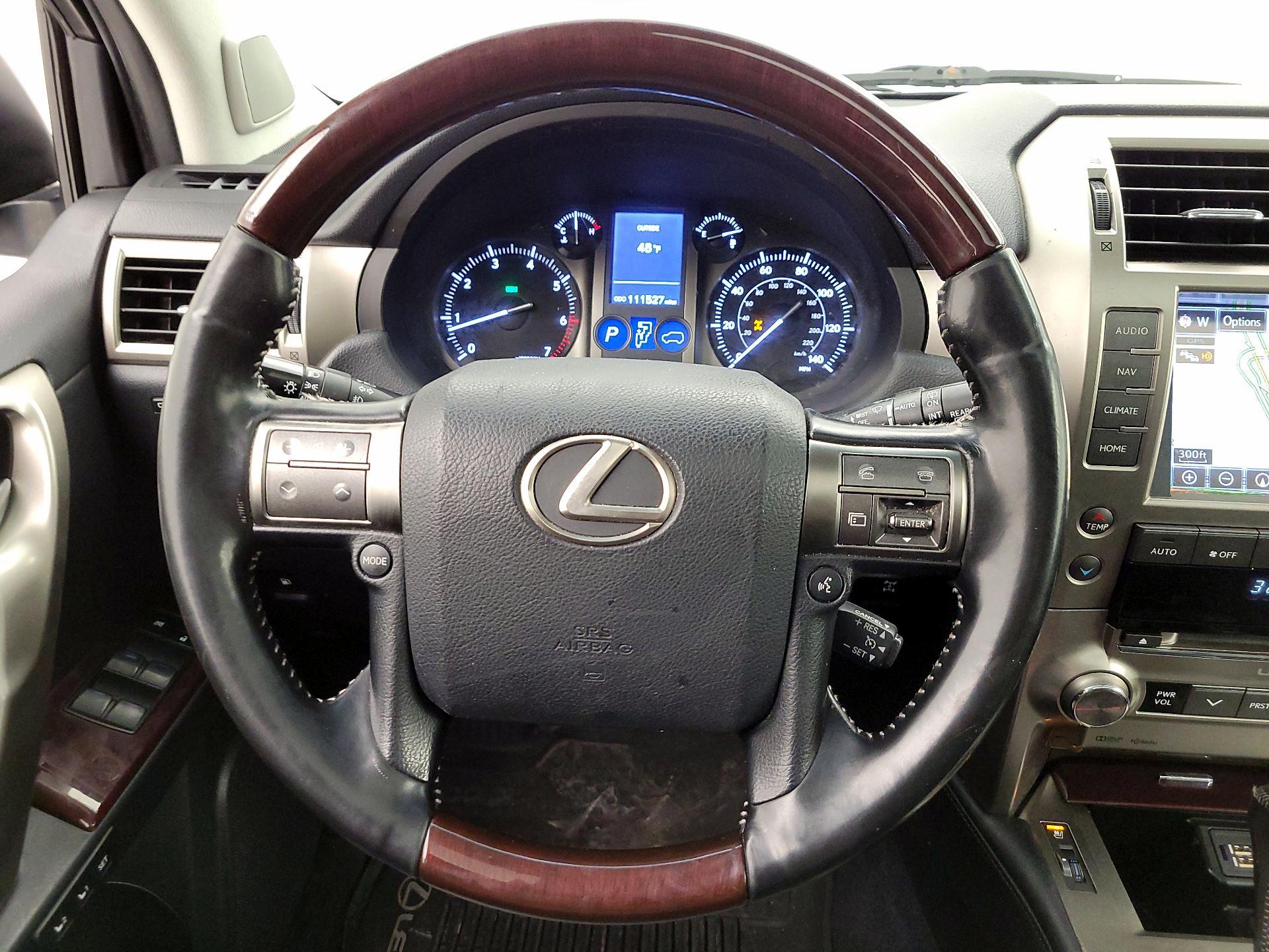 Thumbnail: 2019 Lexus GX - 10