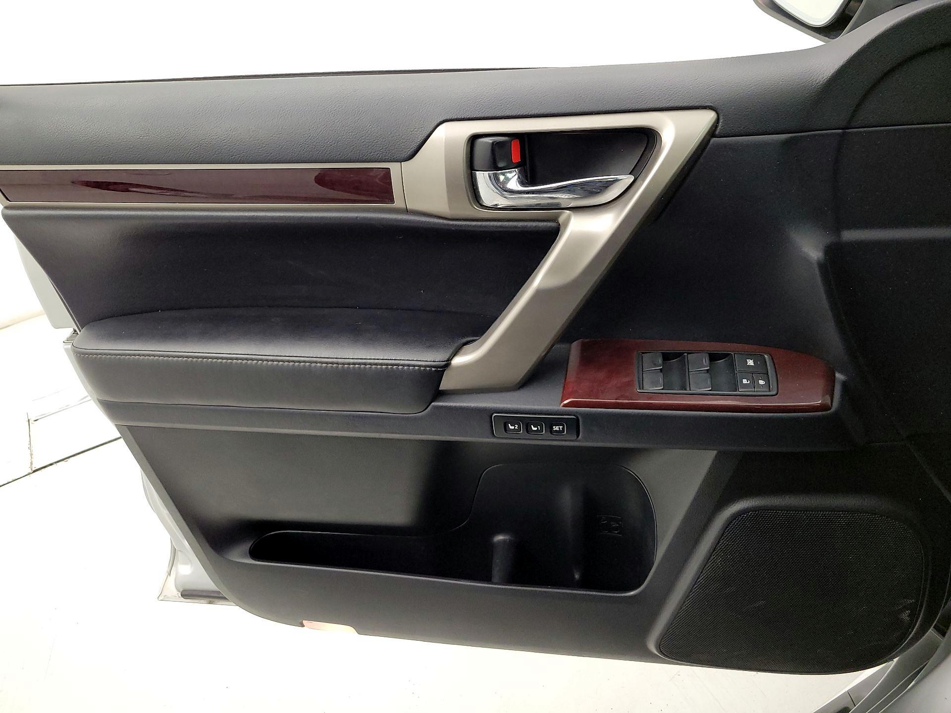 Thumbnail: 2019 Lexus GX - 12
