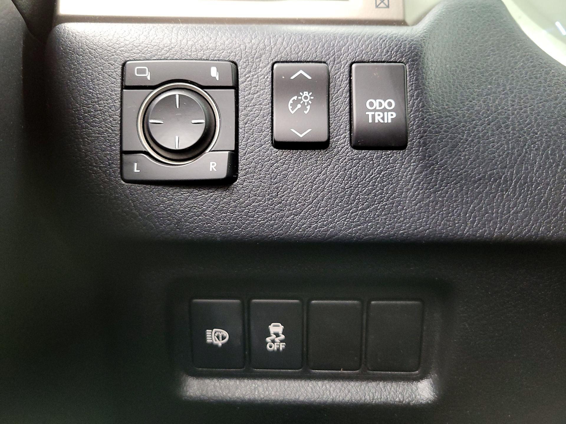 Thumbnail: 2019 Lexus GX - 13