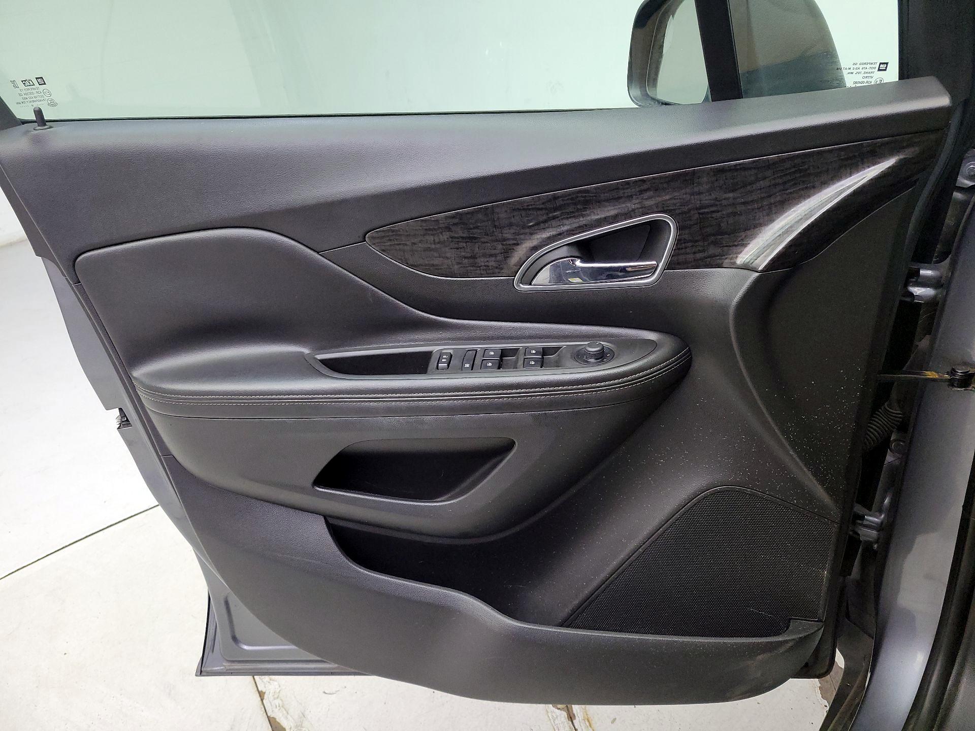 Thumbnail: 2014 Buick Encore - 12