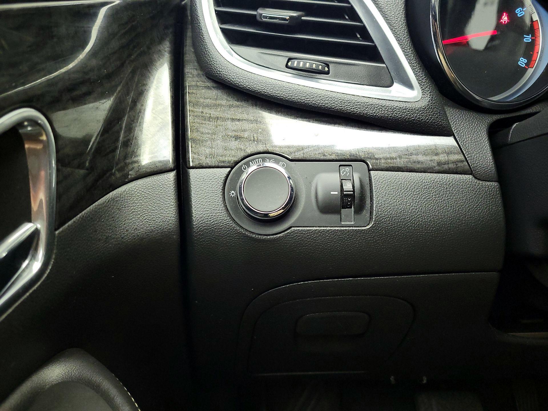 Thumbnail: 2014 Buick Encore - 13