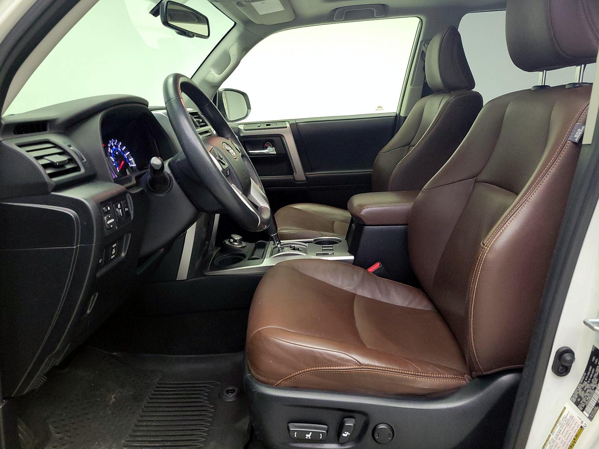 Thumbnail: 2019 Toyota 4Runner - 11