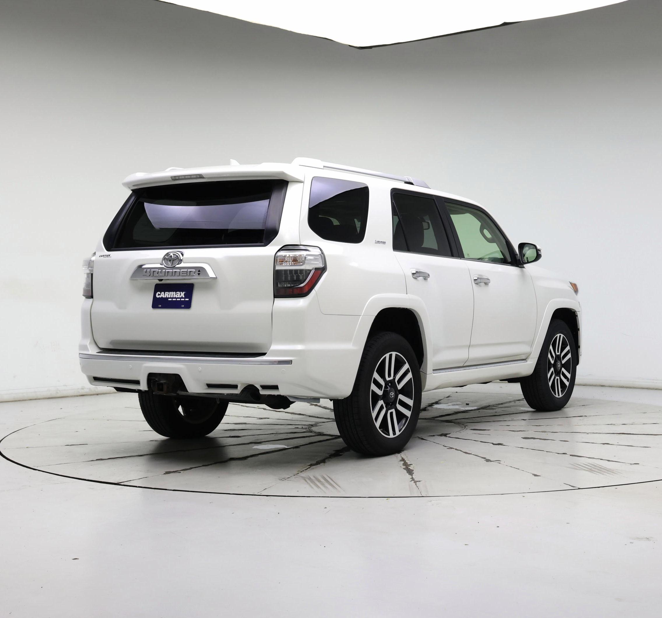 Thumbnail: 2019 Toyota 4Runner - 8