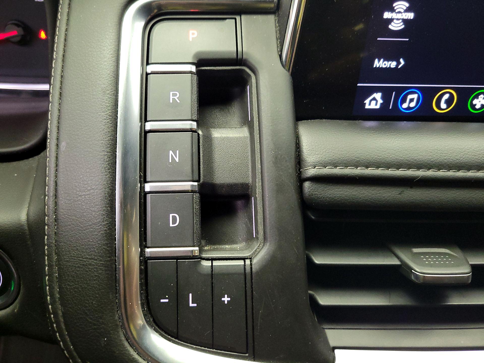 Thumbnail: 2021 Chevrolet Tahoe - 17