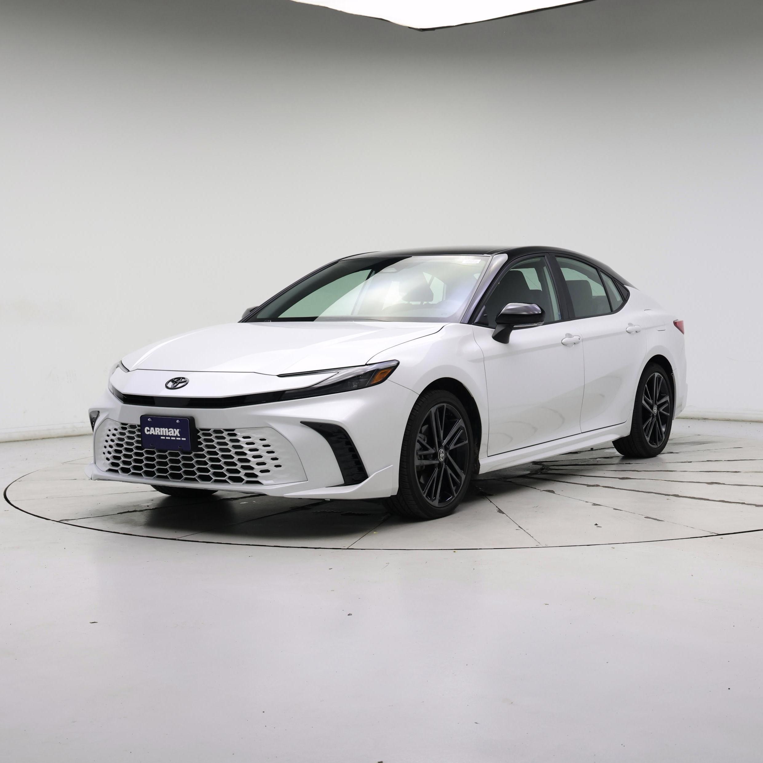 Thumbnail: 2025 Toyota Camry - 4