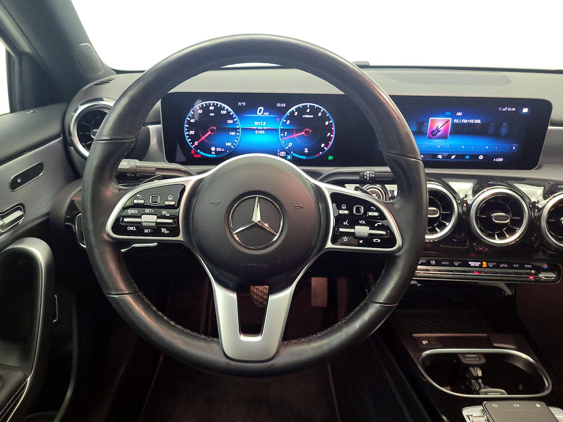 Thumbnail: 2019 Mercedes-Benz A-Class - 10