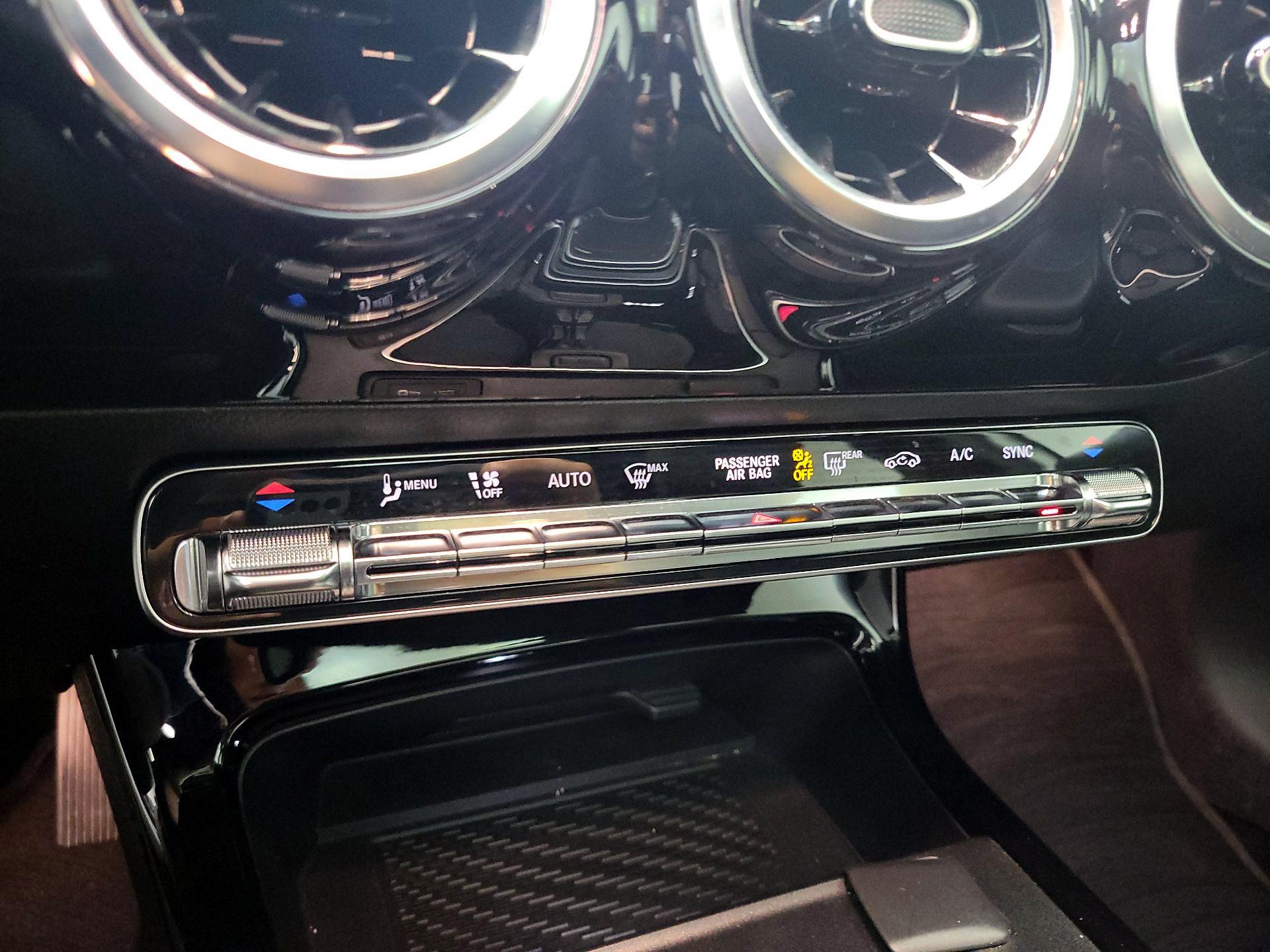 Thumbnail: 2019 Mercedes-Benz A-Class - 16