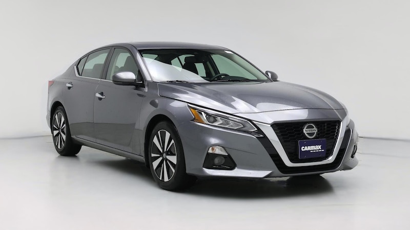 2020 Nissan Altima SL Hero Image