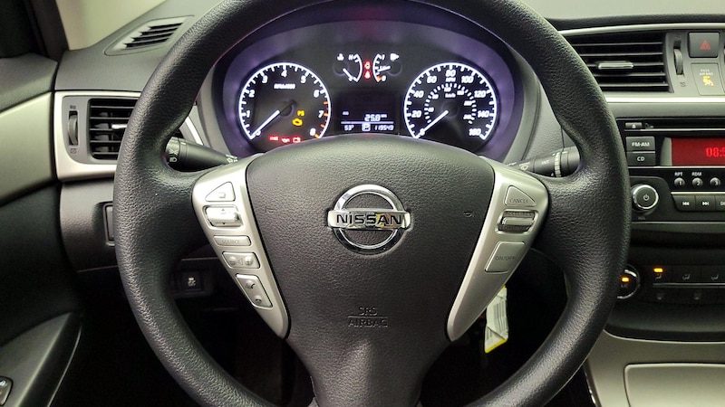 2015 Nissan Sentra S 10