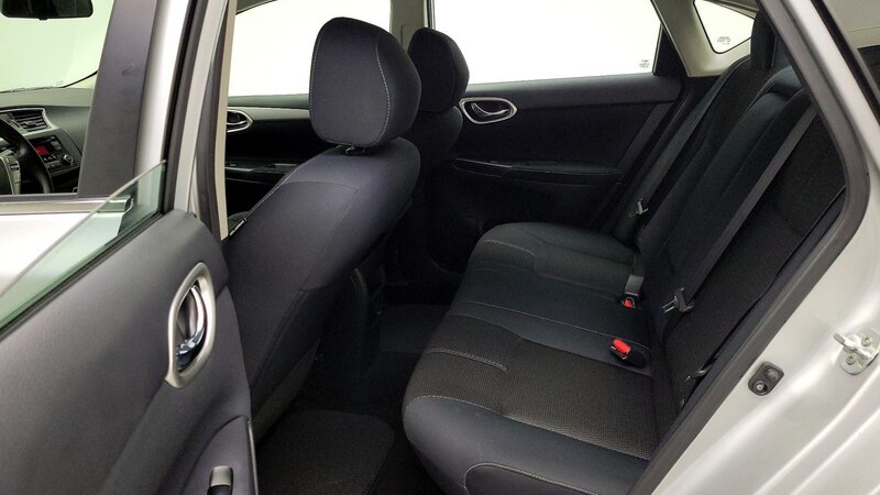 2015 Nissan Sentra S 18