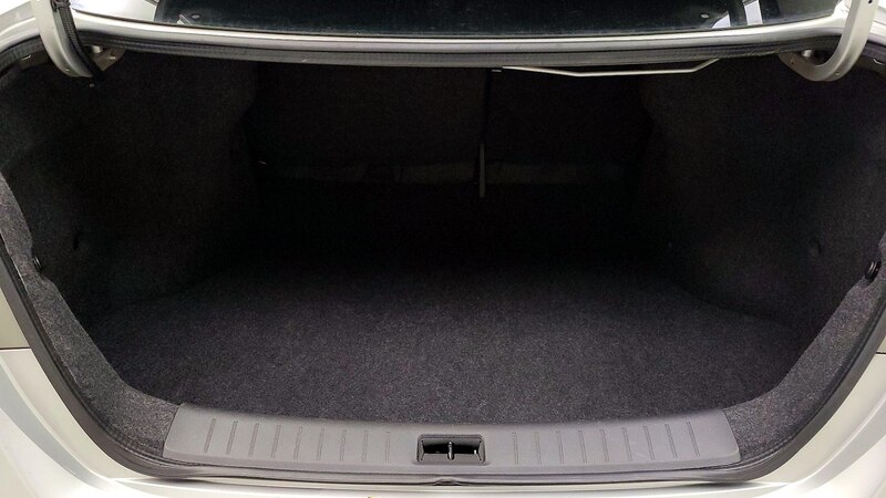 2015 Nissan Sentra S 19