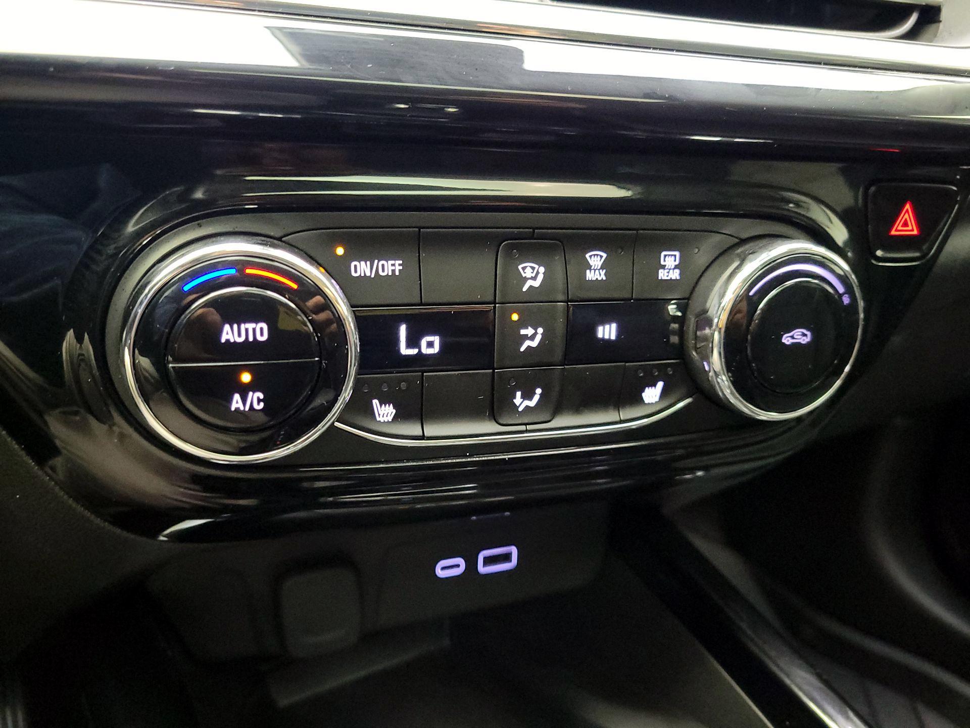 Thumbnail: 2025 Chevrolet Trax - 16