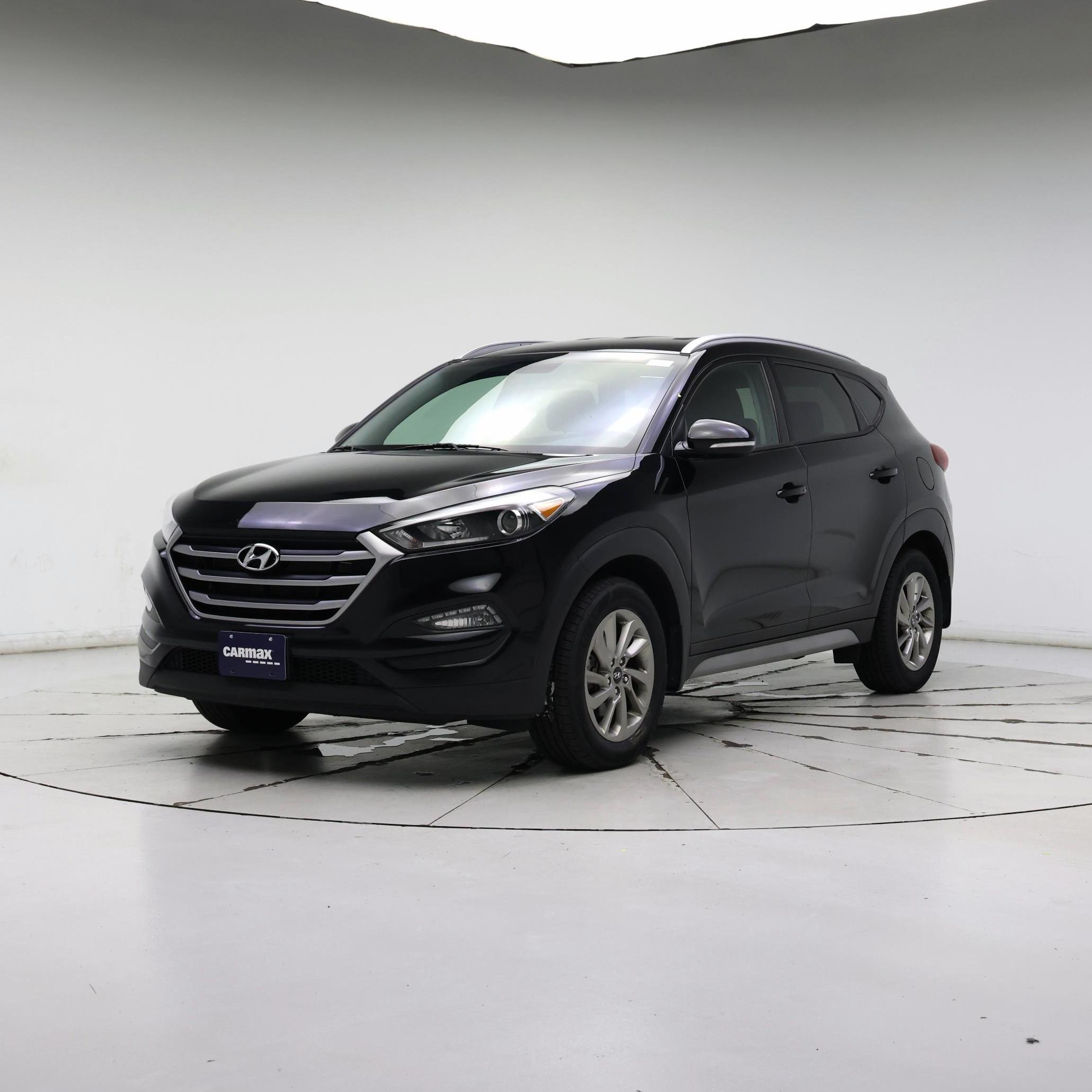 Thumbnail: 2017 Hyundai Tucson - 4