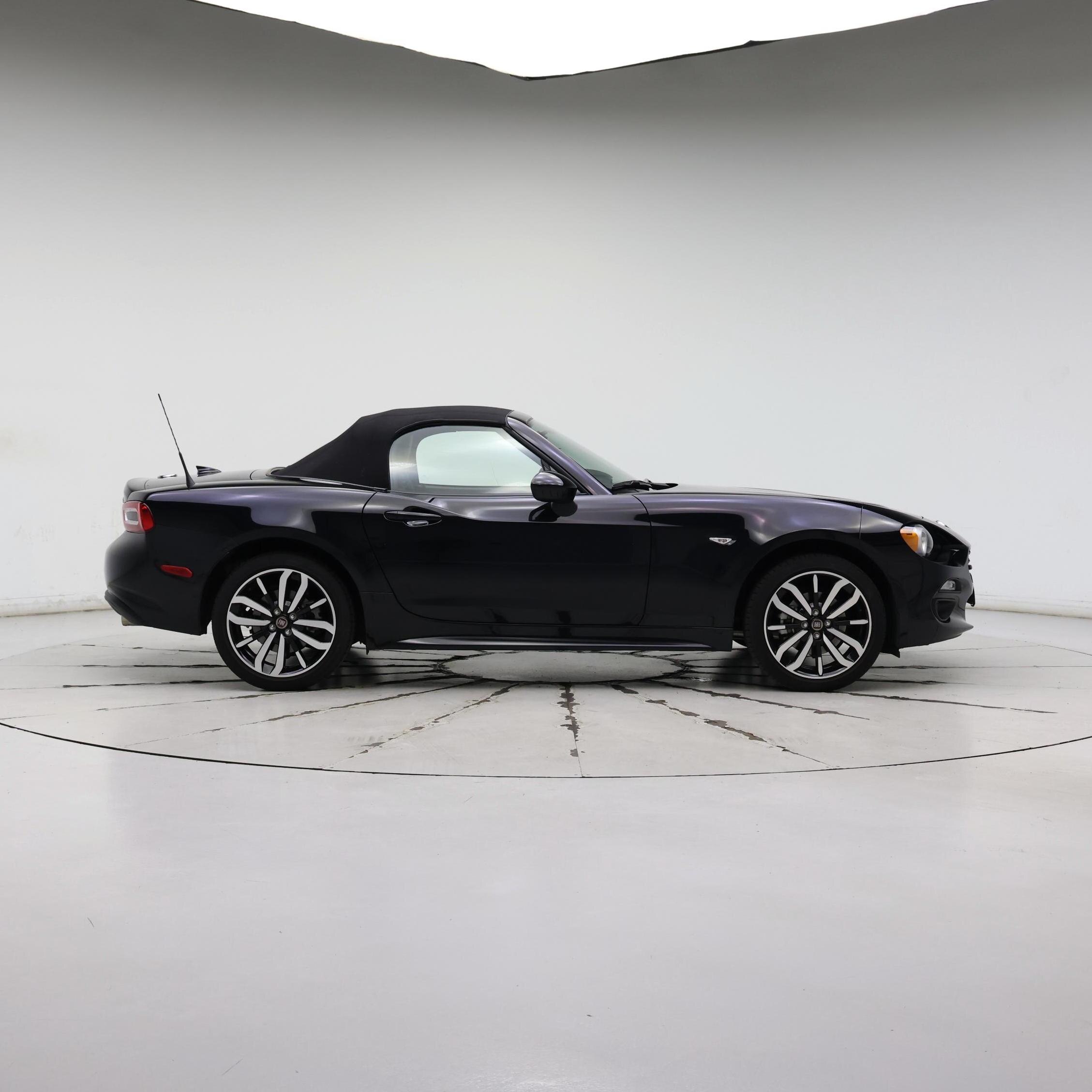 Thumbnail: 2020 Fiat 124 Spider - 7