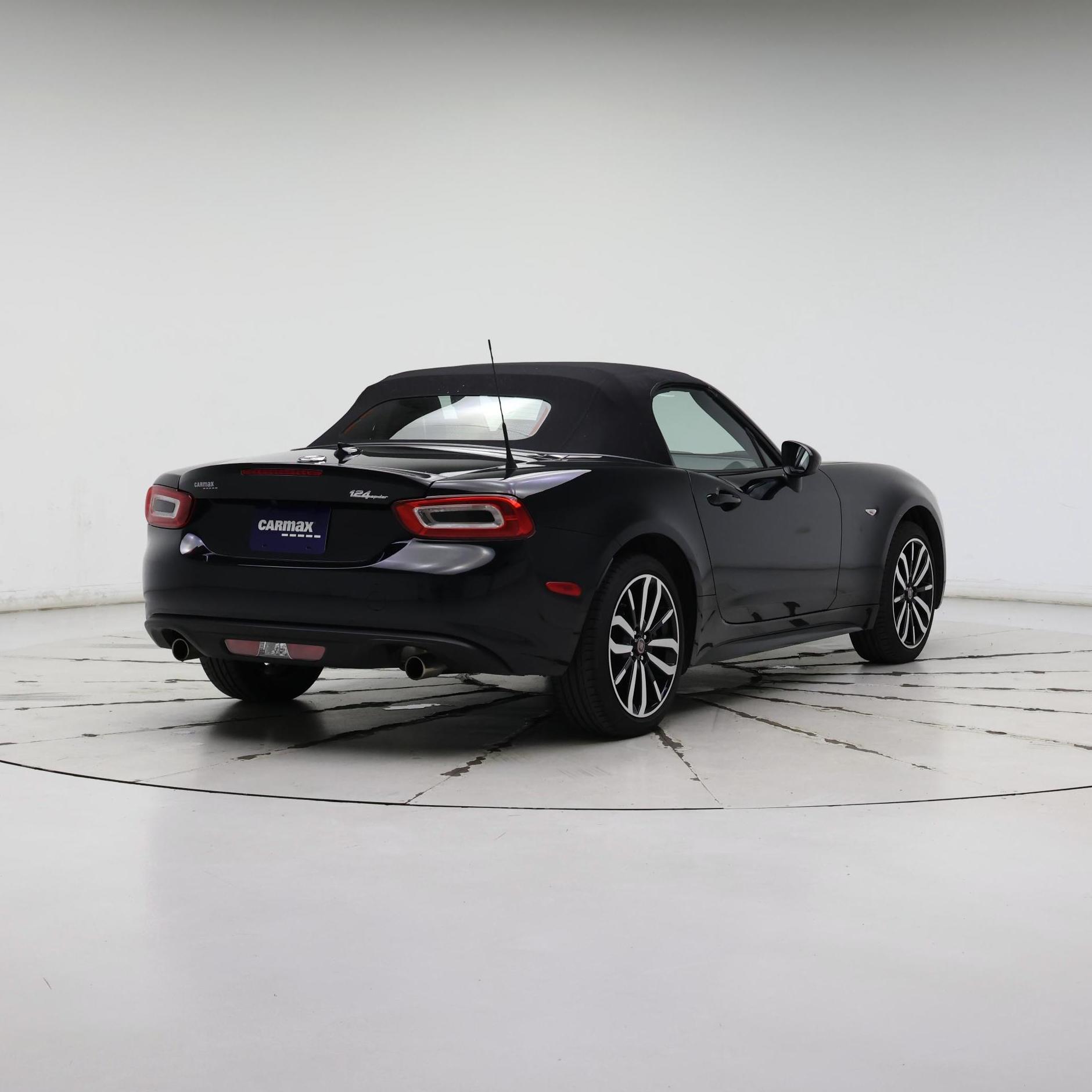 Thumbnail: 2020 Fiat 124 Spider - 8