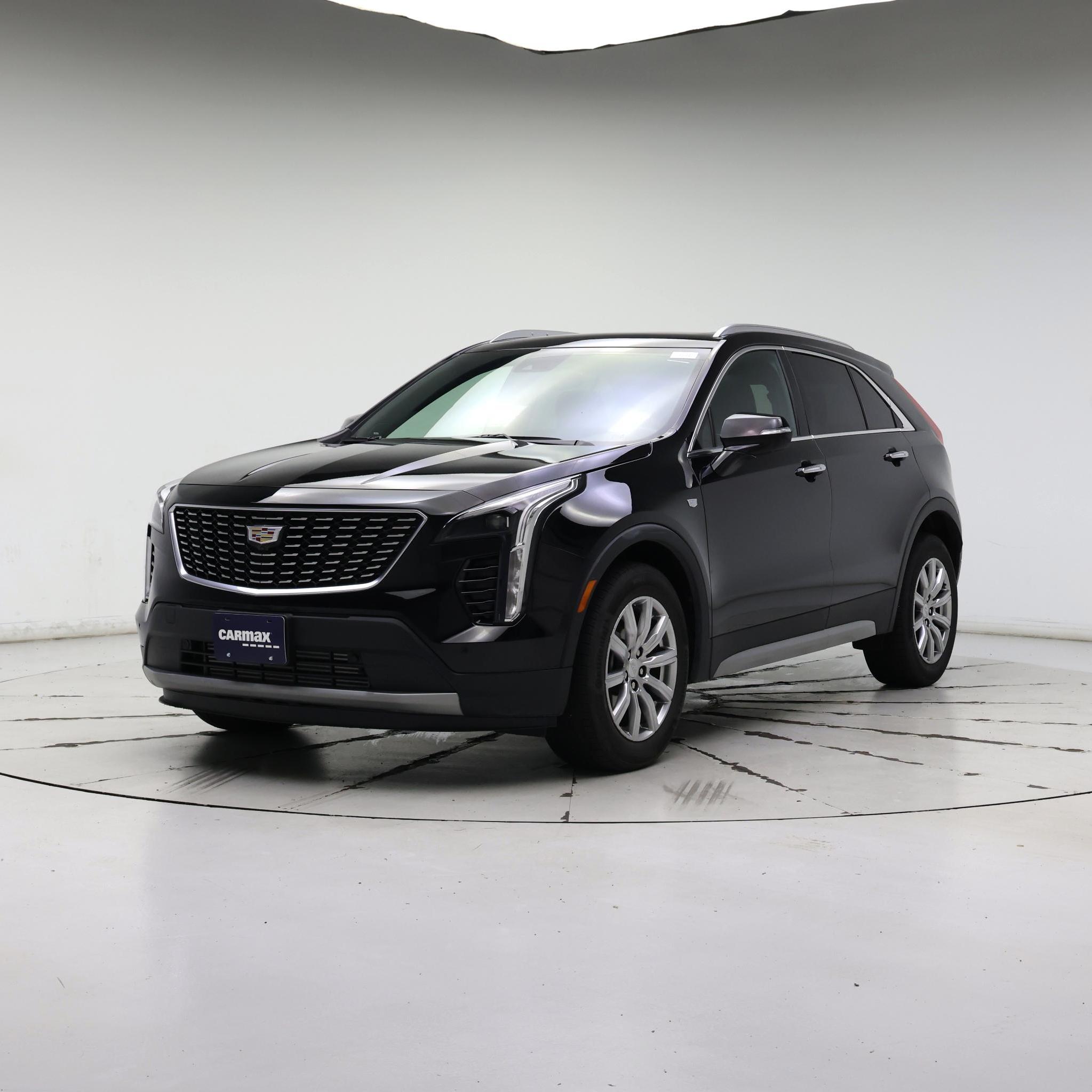 Thumbnail: 2022 Cadillac XT4 - 4