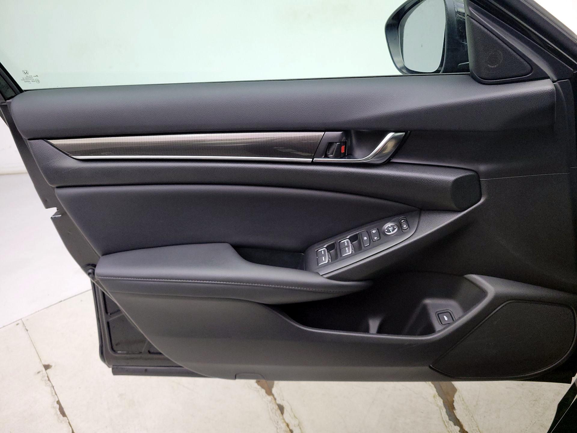 Thumbnail: 2022 Honda Accord - 12