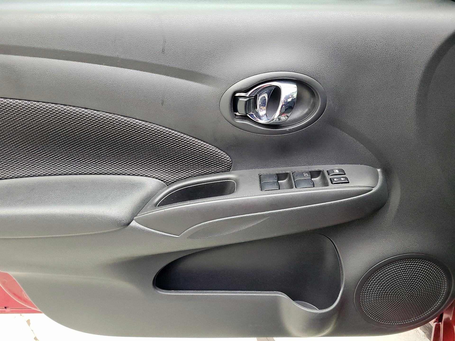 Thumbnail: 2018 Nissan Versa - 12