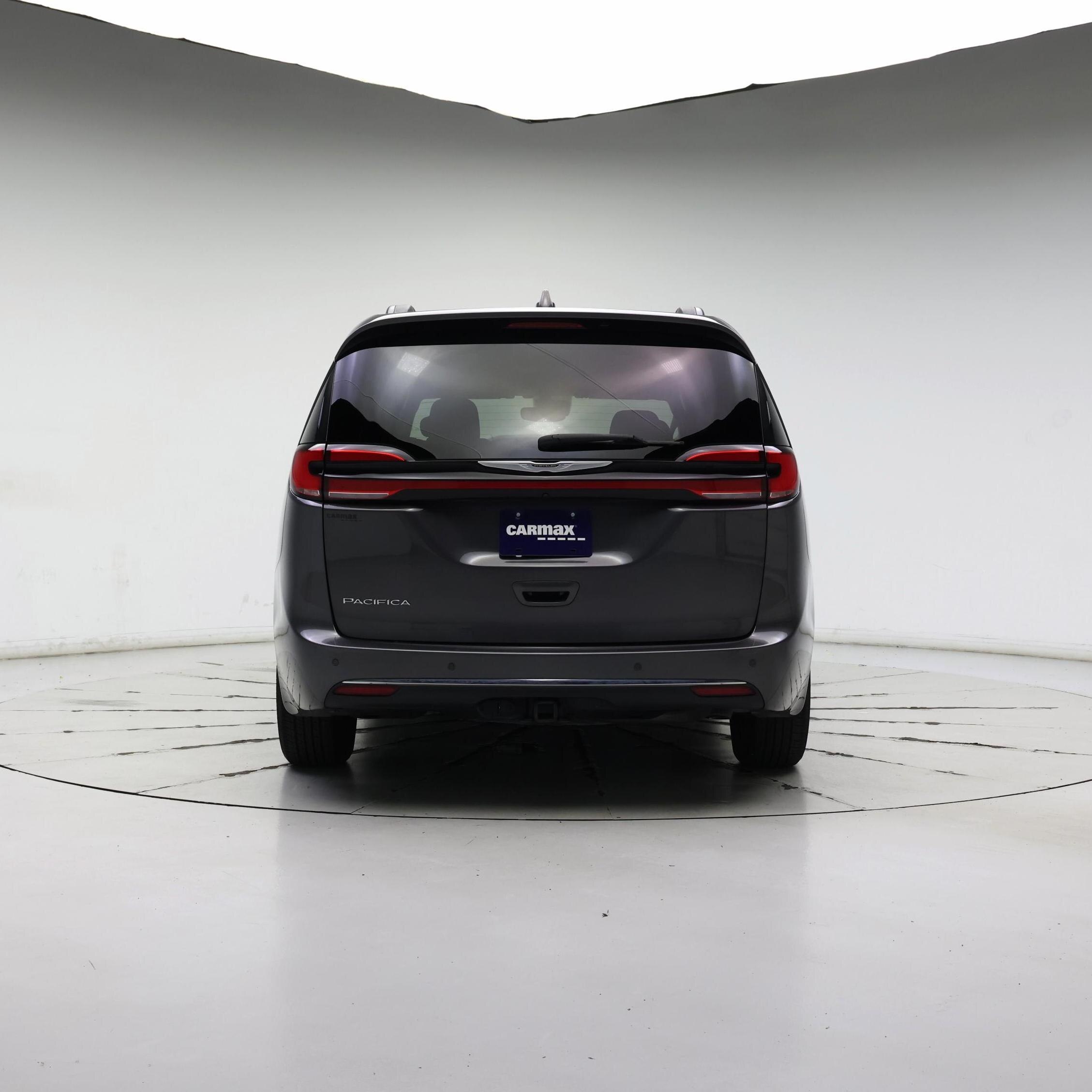 Thumbnail: 2021 Chrysler Pacifica - 6