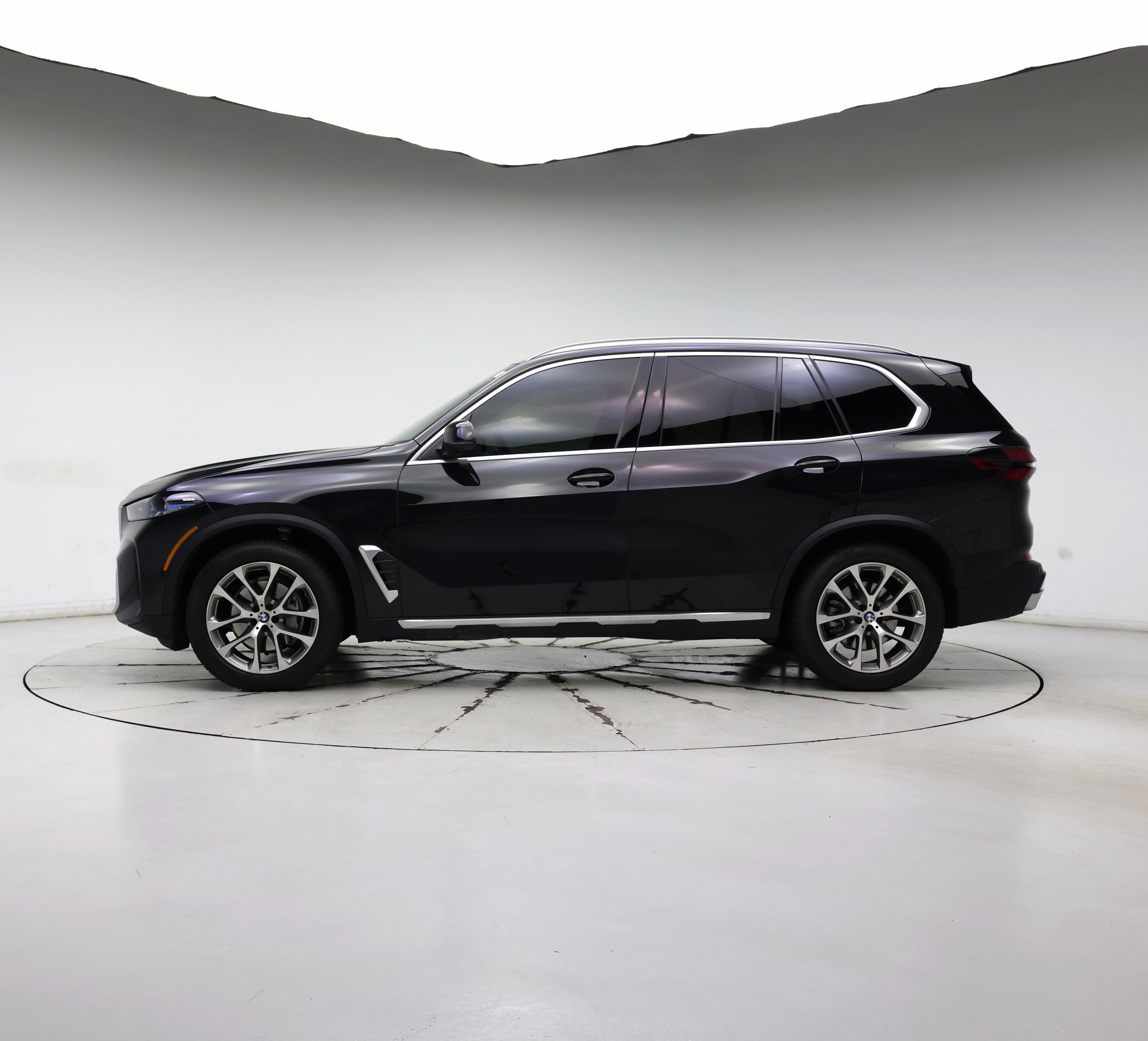 Thumbnail: 2025 BMW X5 - 3