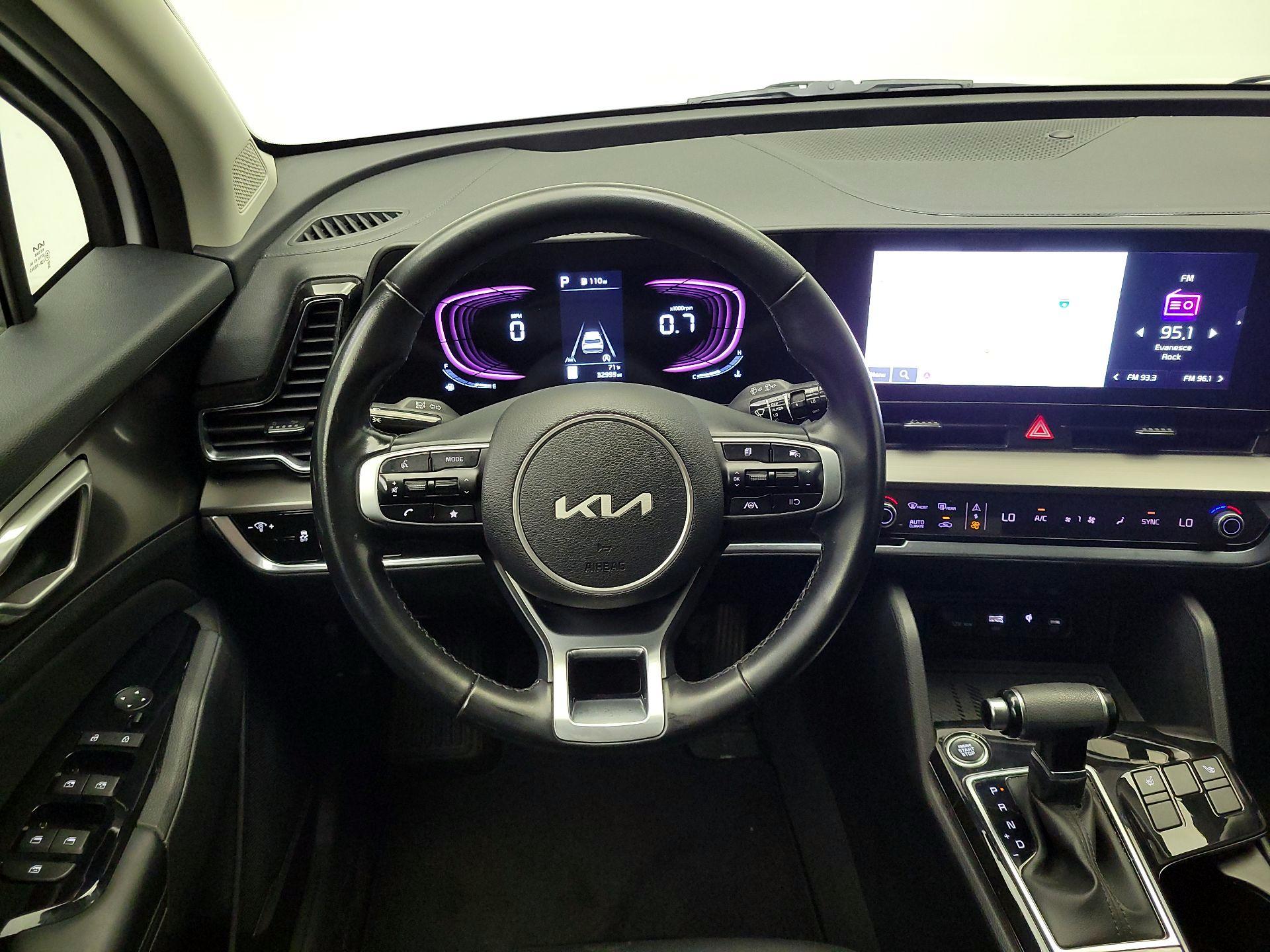 Thumbnail: 2023 Kia Sportage - 10