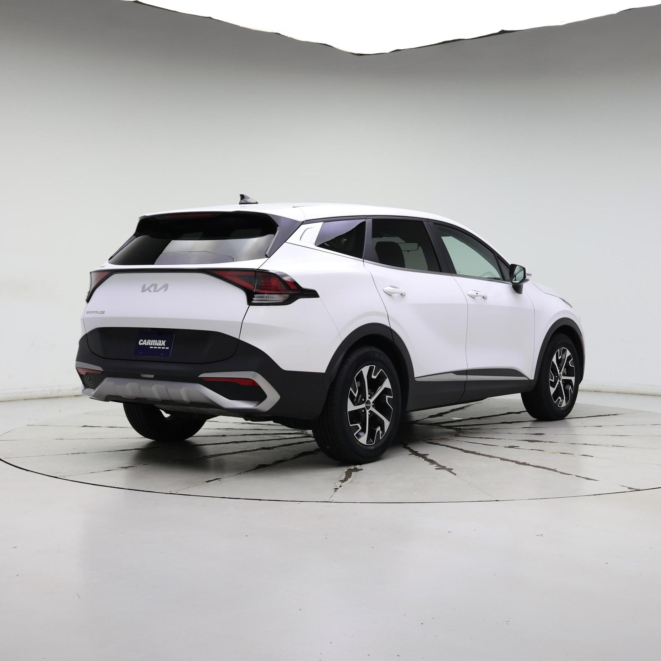 Thumbnail: 2023 Kia Sportage - 8