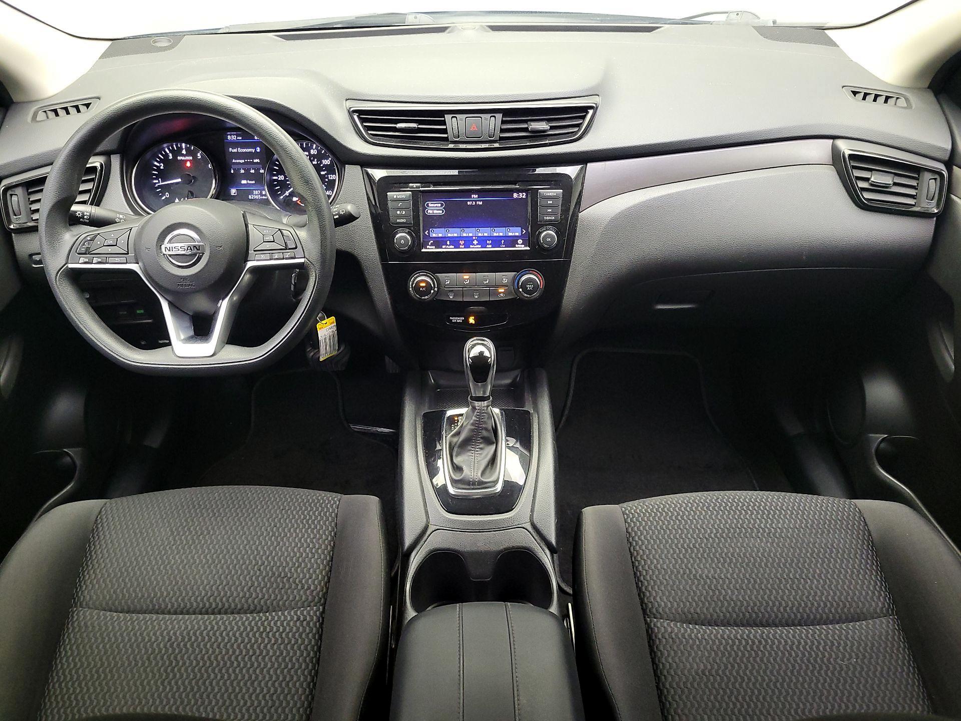 Thumbnail: 2020 Nissan Rogue Sport - 9