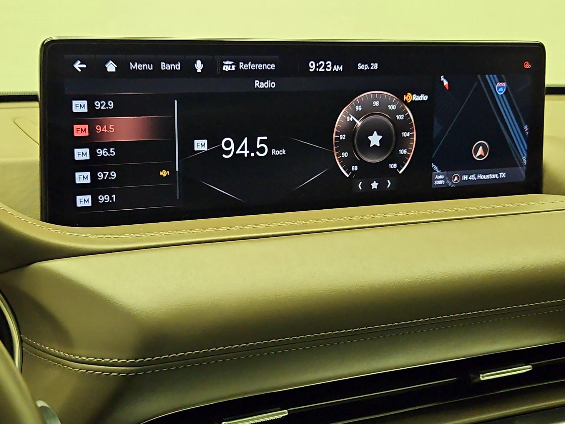 Thumbnail: 2021 Genesis GV80 - 16