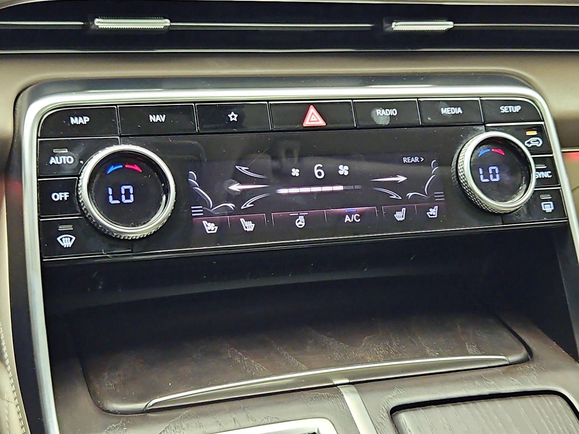 Thumbnail: 2021 Genesis GV80 - 17