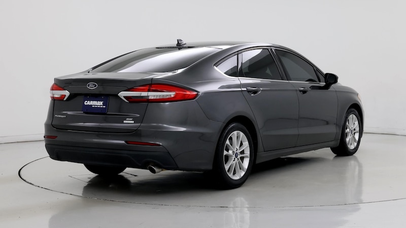 2019 Ford Fusion SE 8