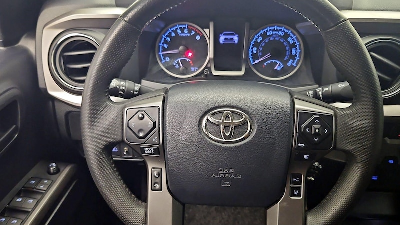 2020 Toyota Tacoma SR5 10