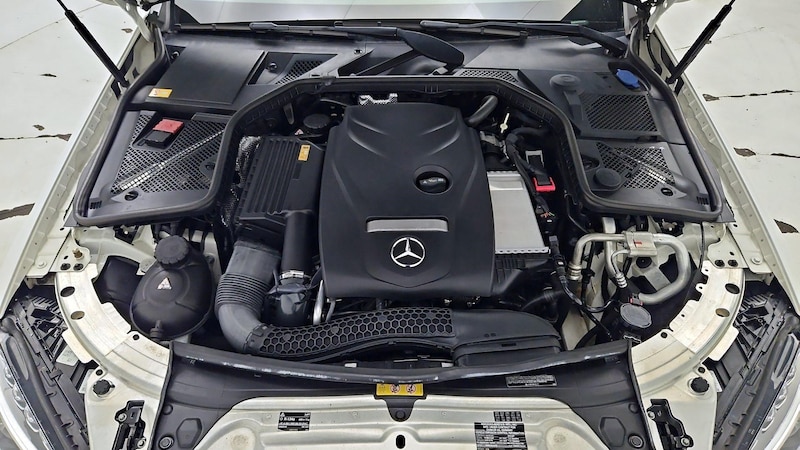 2015 Mercedes-Benz C-Class C 300 22