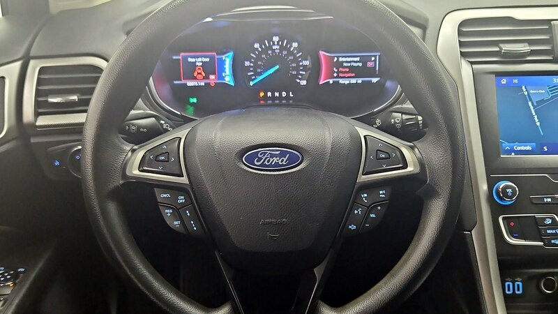 2020 Ford Fusion SE 10
